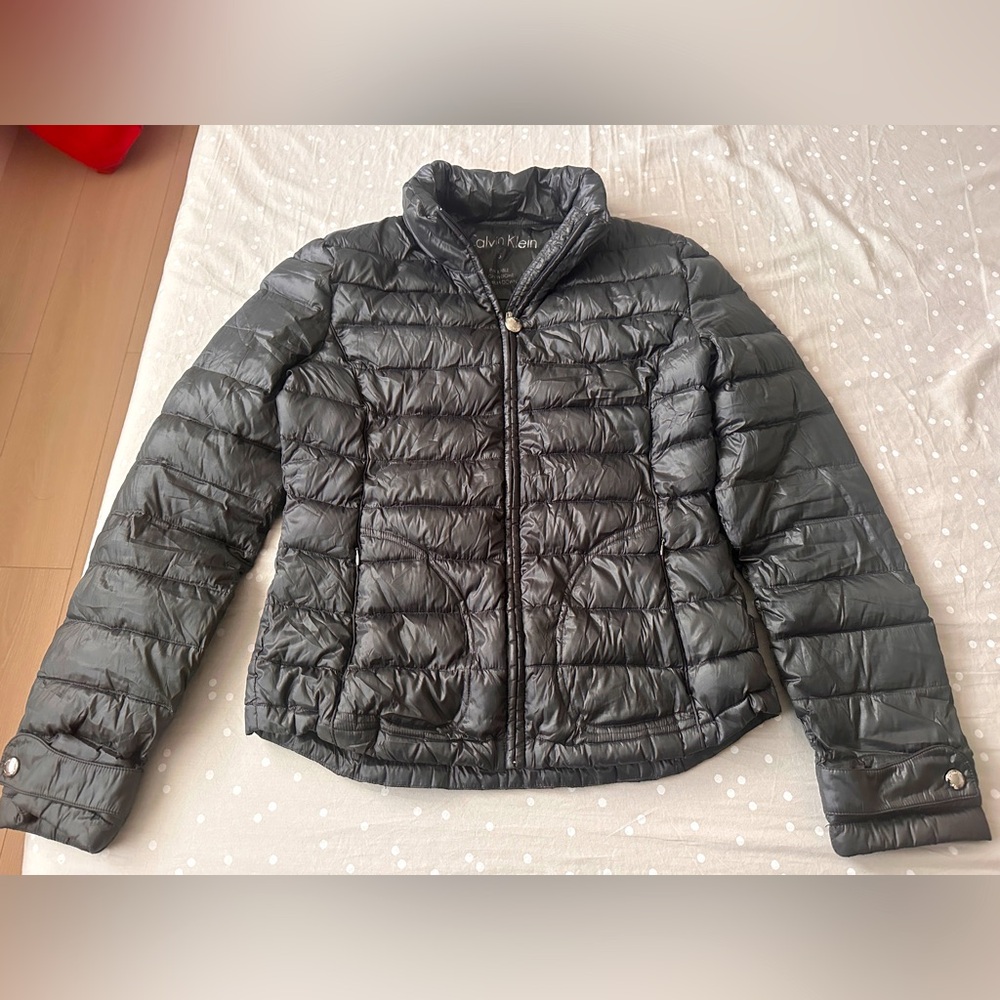 Calvin Klein (CK) puffer 90% down jacket